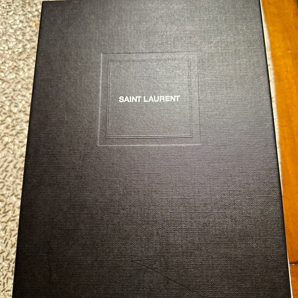 Brand new Saint Laurent. Never worn. Box and bag - Picture 4 of 9